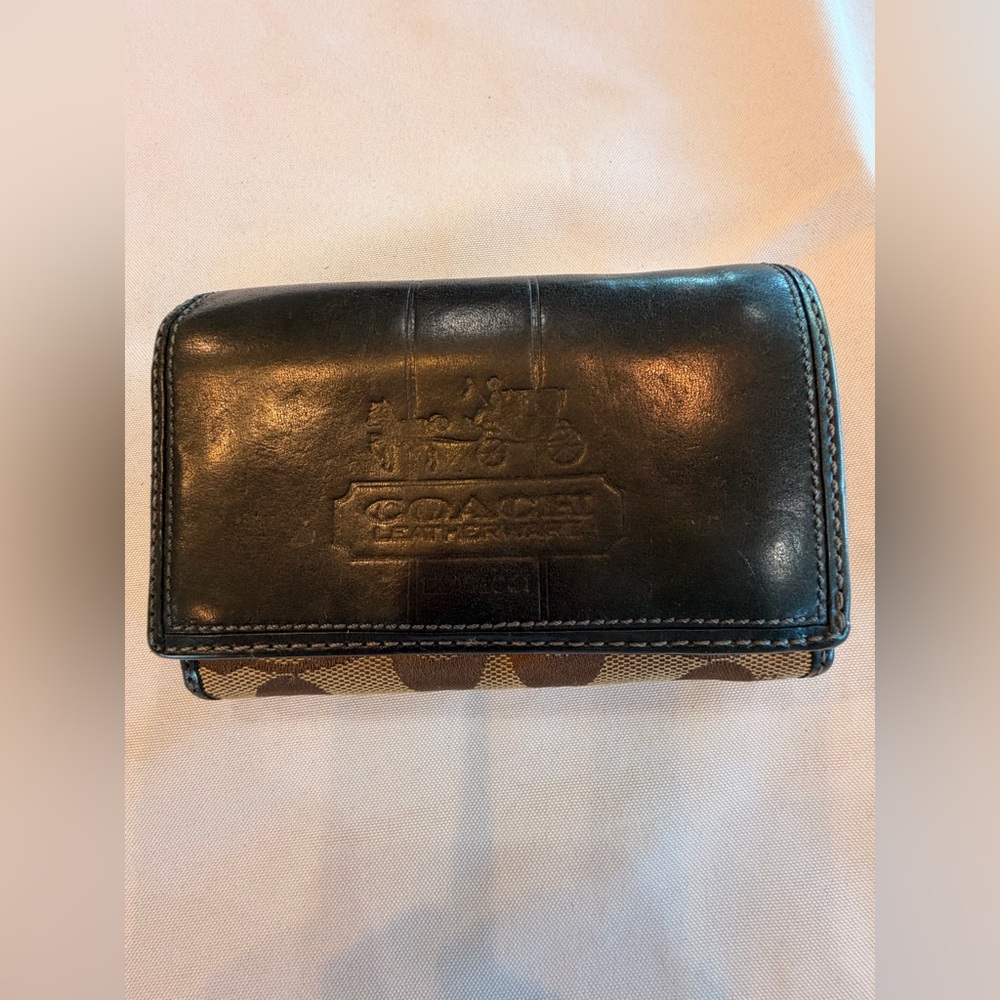 Vintage Coach Bleecker Signature Black Leather and Tan Canvas Pink Sig Wallet